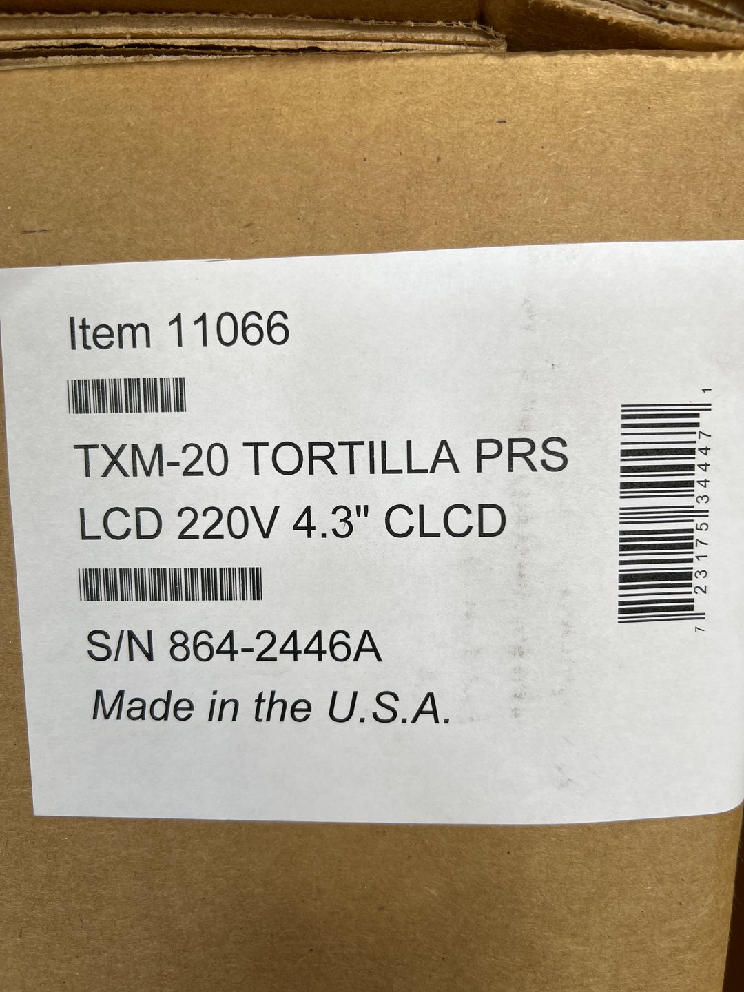 DoughXpress TXM-20 16" X 20" Manual Tortilla Dough Press - Open box