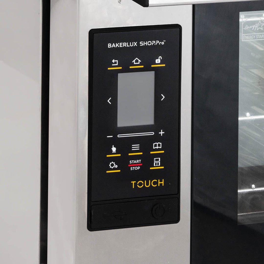 Cadco XAFT-04HS-TD Single-Deck Half Size Electric Convection Oven w/ Digital Controls, Half-Size, 4 Shelves