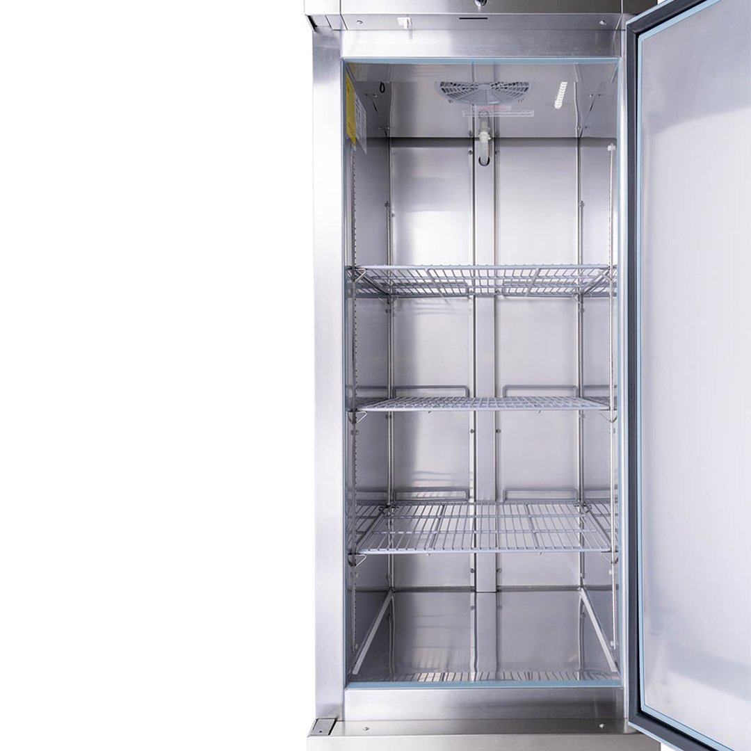 Kelvinator KCHRI27R1DFE 26" One Section Reach-In Freezer w/ Solid Dooor, Bottom Mount, 23 cu. ft.
