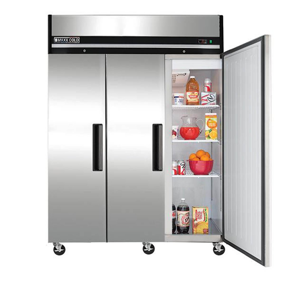 Maxx Cold MXCR-72FDHC 81" Three Section Reach-In Refrigerator w/ 3 Solid Doors, Top Mount, Aluminum Interior, 72 cu. ft