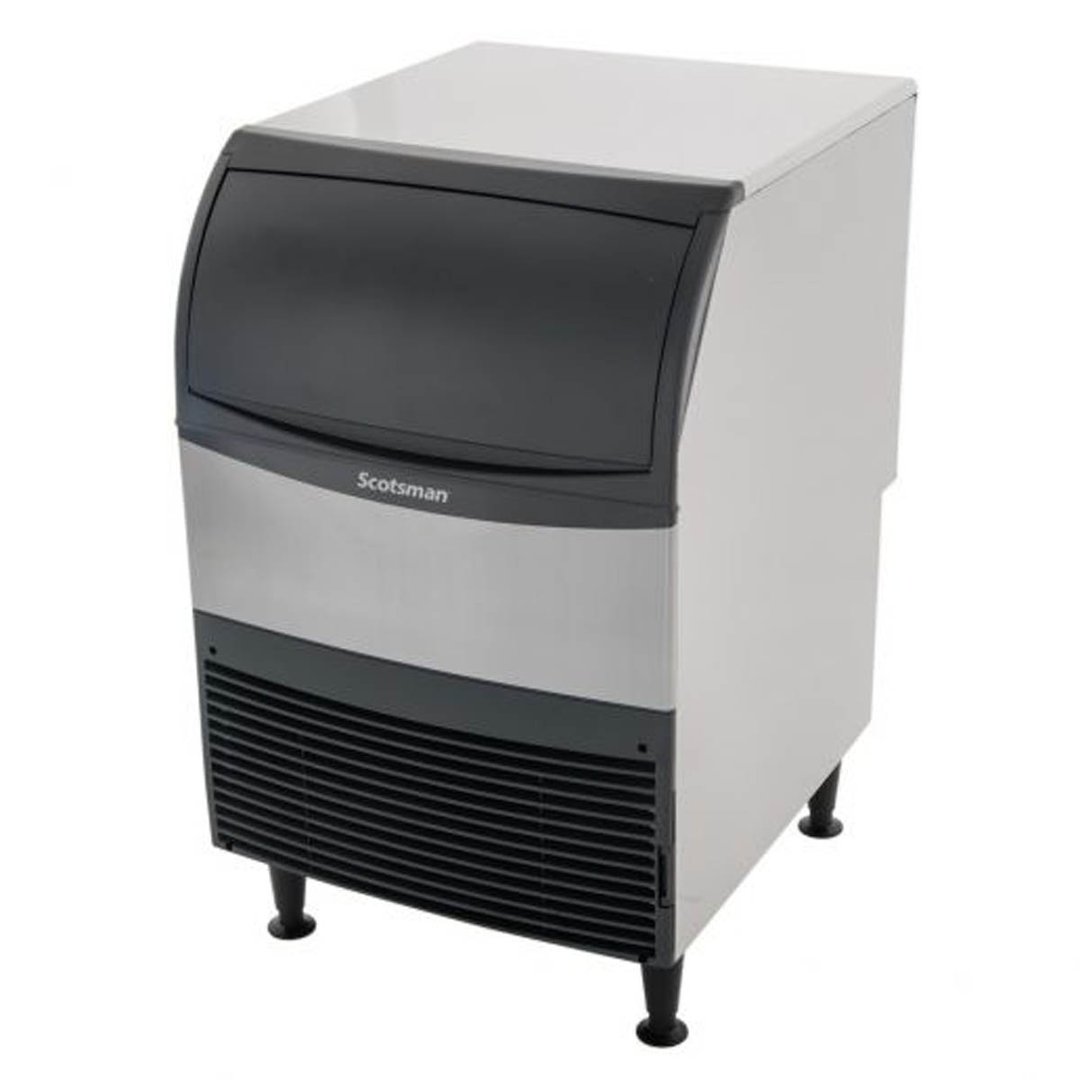 Scotsman UF424W-1 24" Water Cooled Flake 440 lb Undercounter Ice Machine with 80 lb Bin