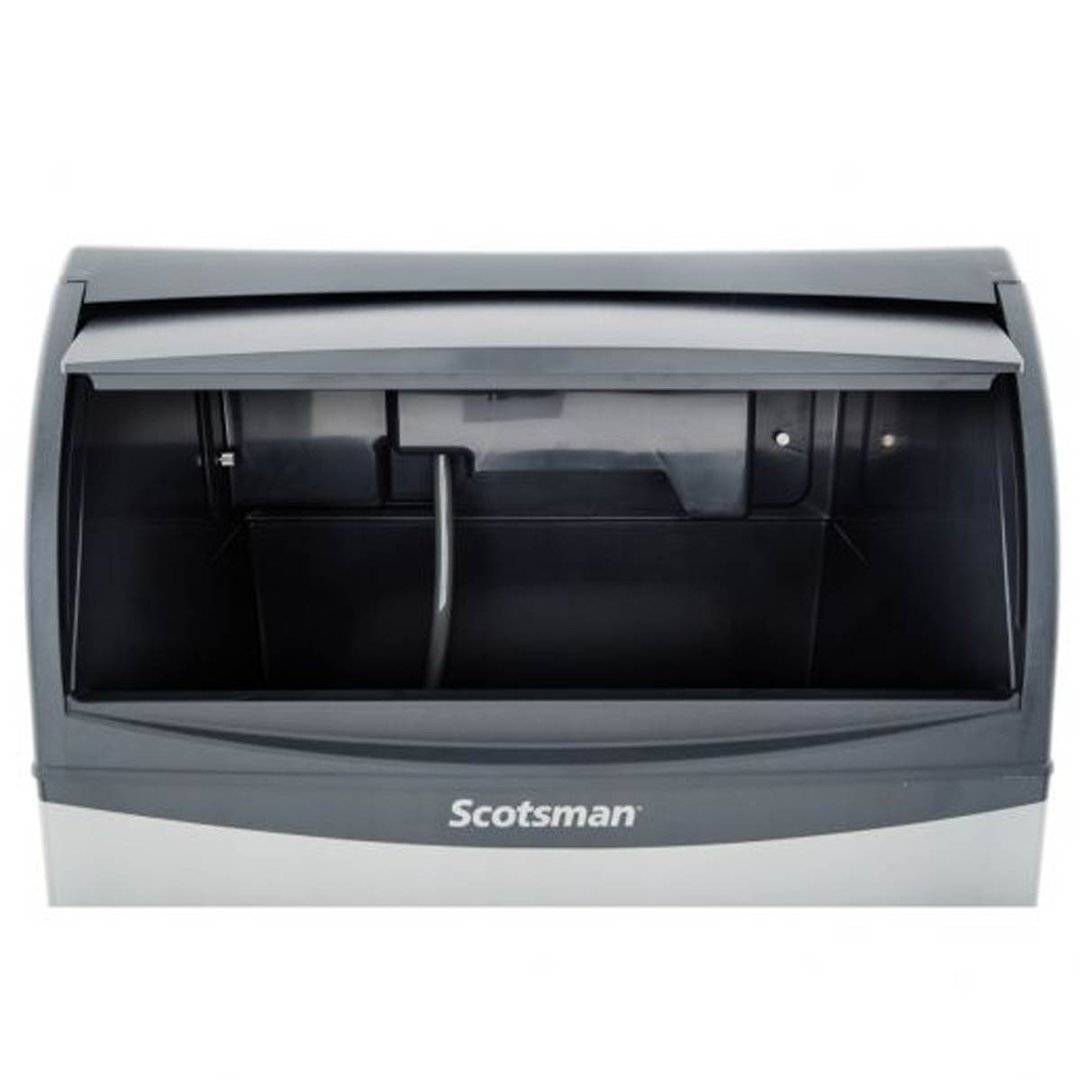 Scotsman UF424W-1 24" Water Cooled Flake 440 lb Undercounter Ice Machine with 80 lb Bin