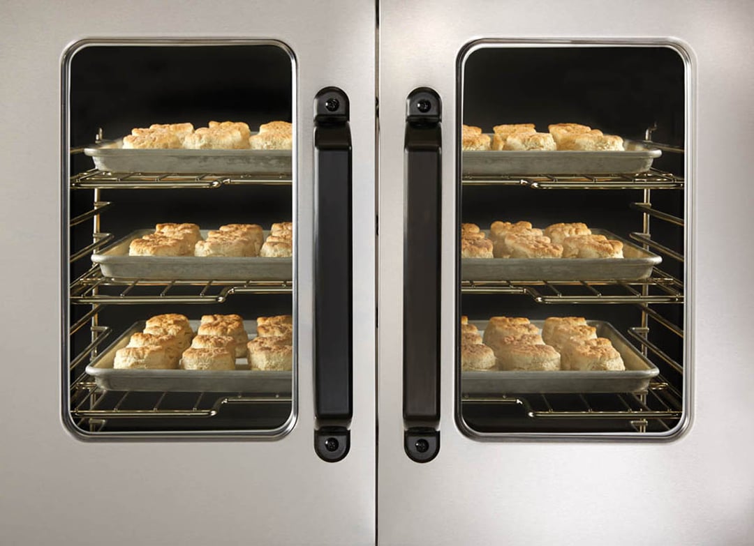 Vulcan VC5GD Full Size Gas Convection Oven with Single Deck, Solid State Controls, 50.000 BTU