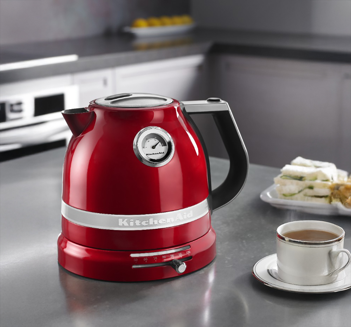 KitchenAid Pro Line Series Electric Kettle KEK1522TPP - Thumbnail 3