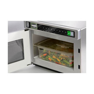Amana HDC1815 Heavy Volume Commercial Microwave Oven, Chef's Deal