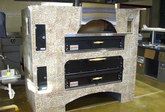 Marsal WF-60 Single Wave Flame Oven with 36” x 54” Cooking Surface and Flat Top, Chef's Deal