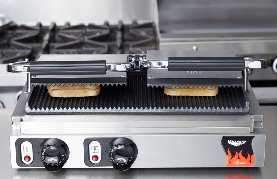 The Vollrath 40795 Cayenne Cast Iron, Panini Style Sandwich Press , Chef's Deal